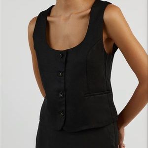 DISSH Oscar linen vest top